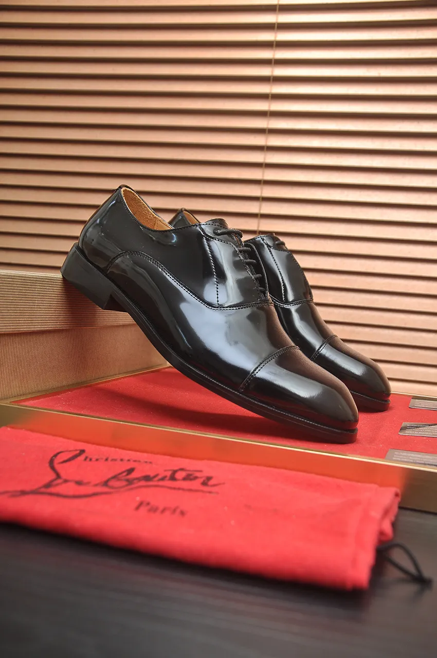 Men's shoes 💰620💶 [Chrstian Loubotin] Red-soled shoes 💋Original mold opening, the highest version on the market, purely handmade ➕Imported cowhide uppers, first-layer water-dyed cowhide lining! Original EU high-gloss outsole. 38 to 45 (45 customized)